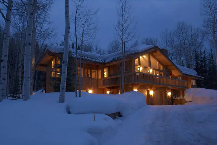 Exterior of Remington Retreat by First Choice Property Management