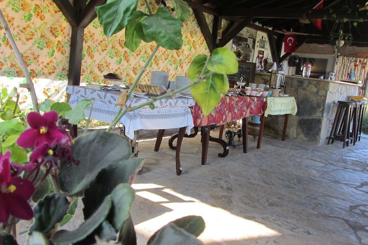 Breakfast/Coffee Service 72 of 92