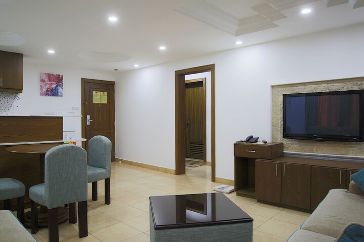 Room 49 of 99