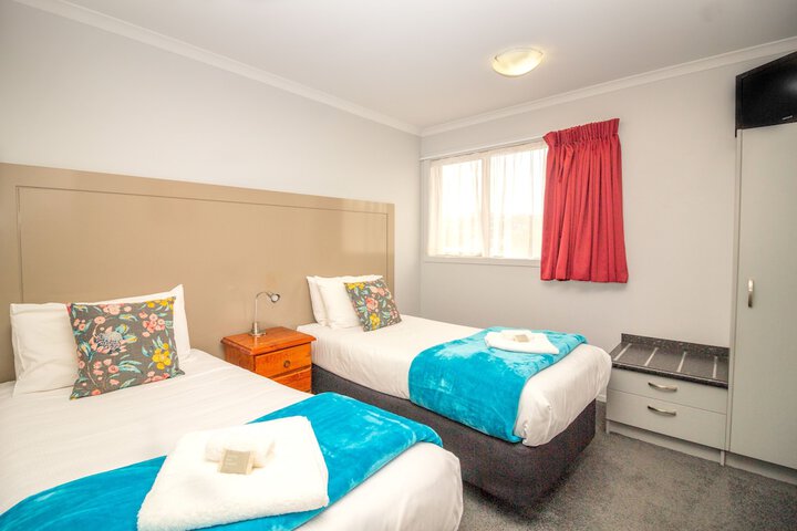 Room 8 of 41