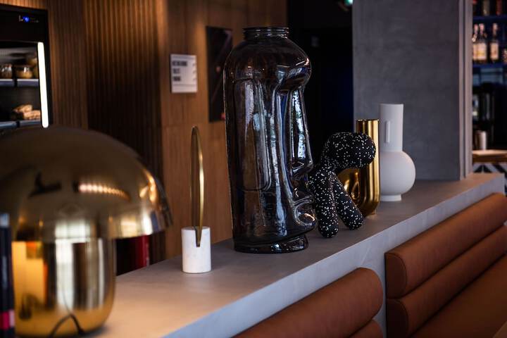 Hotel Interior 120 of 148