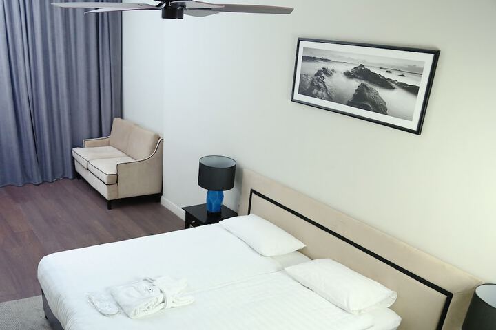 Room 14 of 43