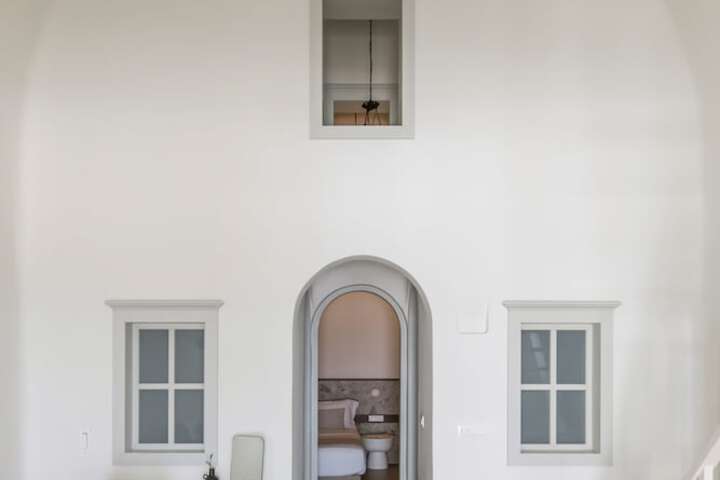 Room 46 of 110