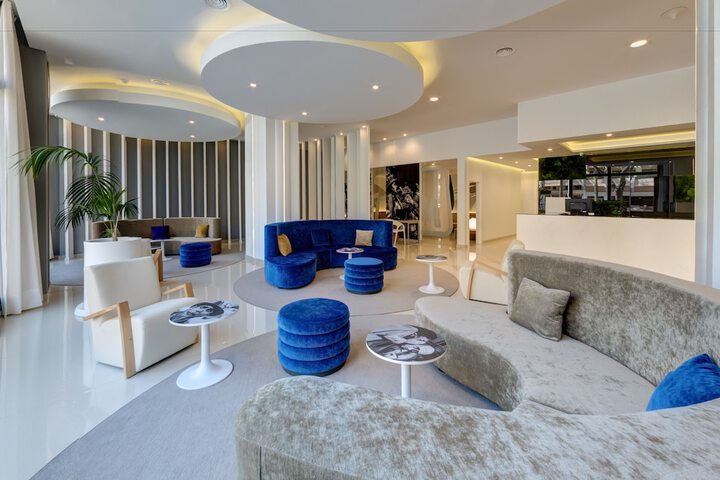 Guest Lobby