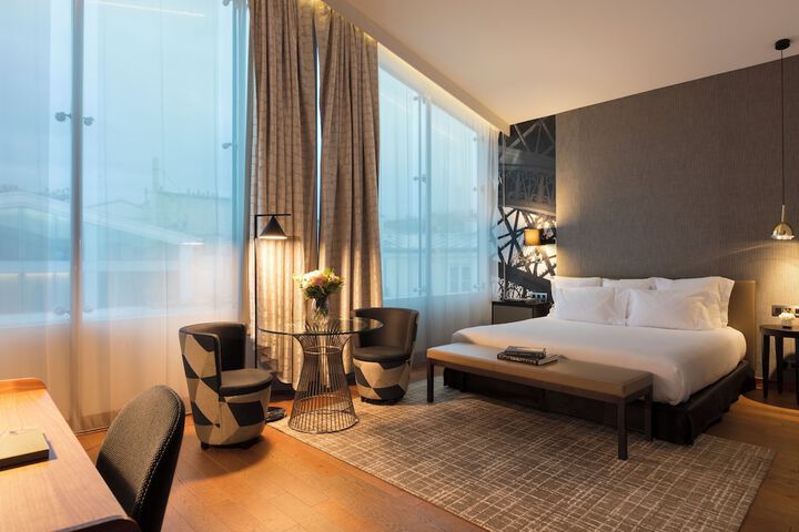 Room 28 of 66
