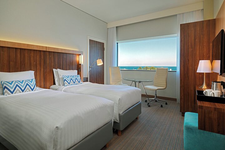 Room 21 of 86