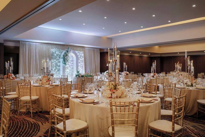 Banquet hall