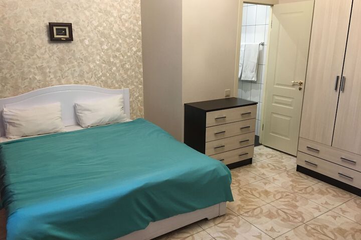 Room 16 of 37