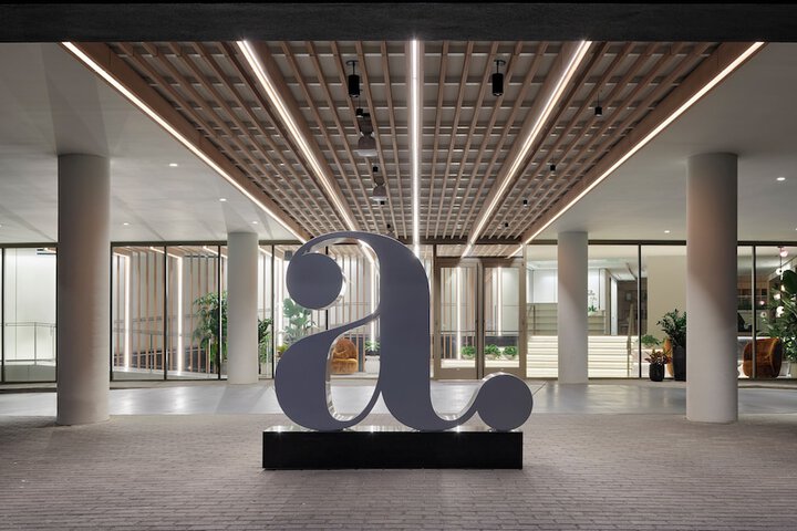 Hotel 44 of 44
