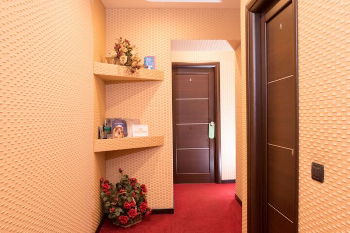 Ballroom/Hall 29 of 36