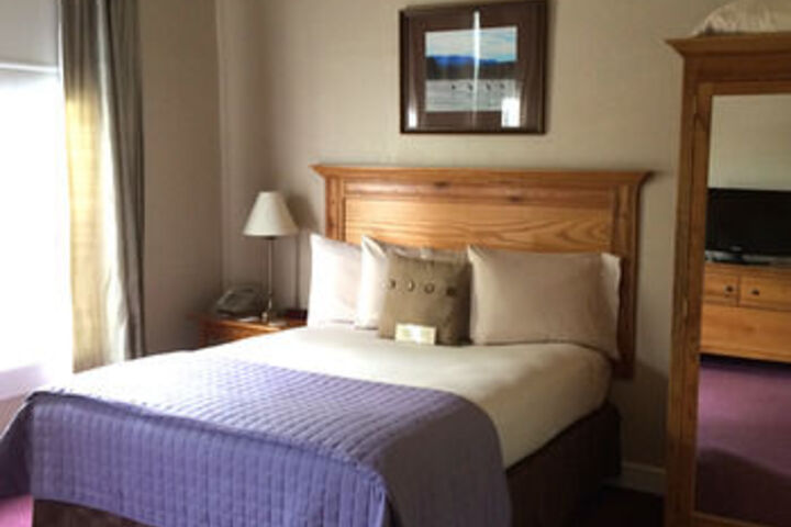 Room 12 of 41