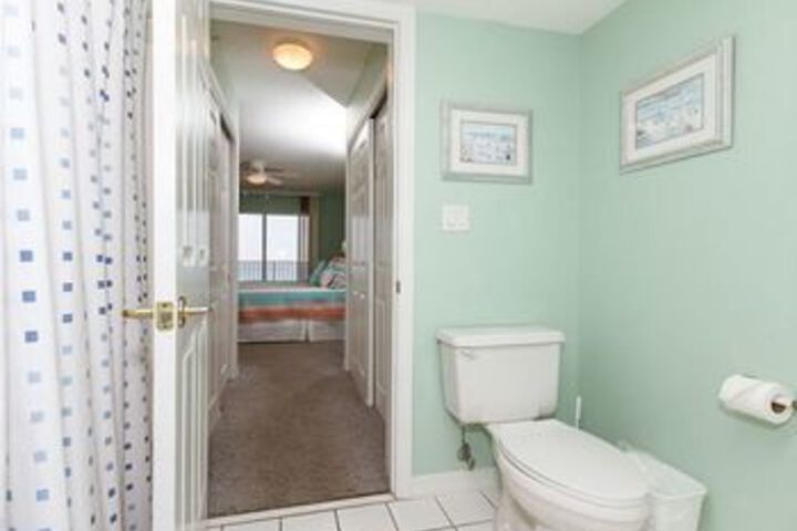 Room 10 of 46