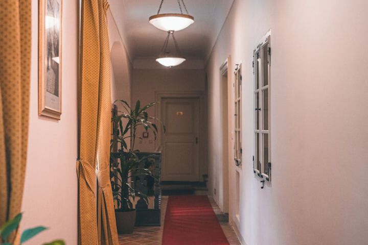 Ballroom/Hall 106 of 136