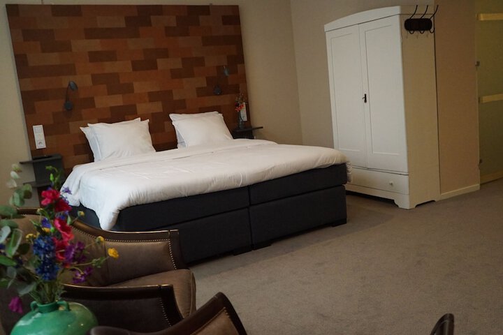 Room 29 of 50