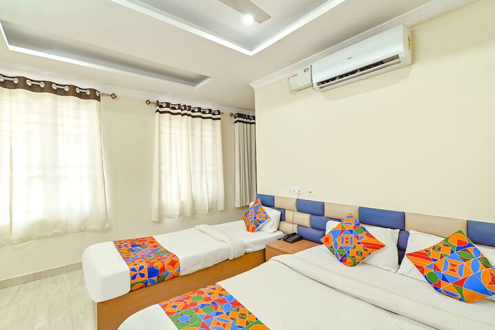 Room 16 of 33
