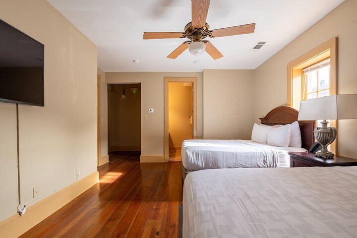 Room 19 of 59