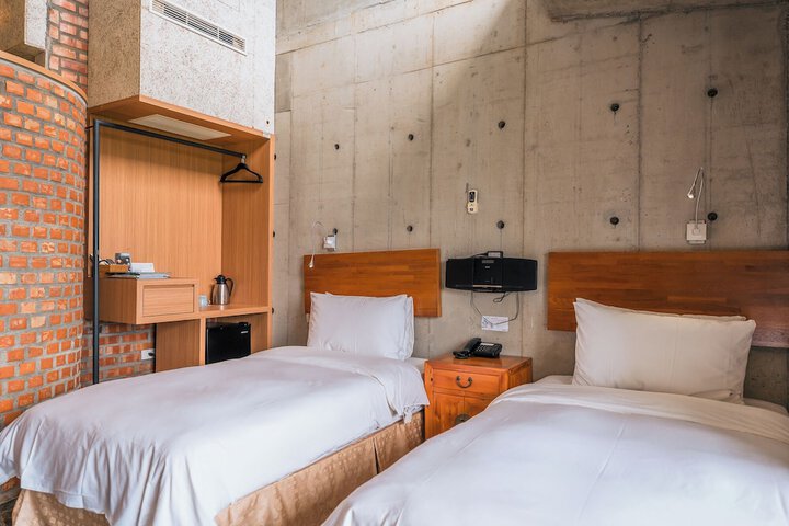 Room 18 of 72