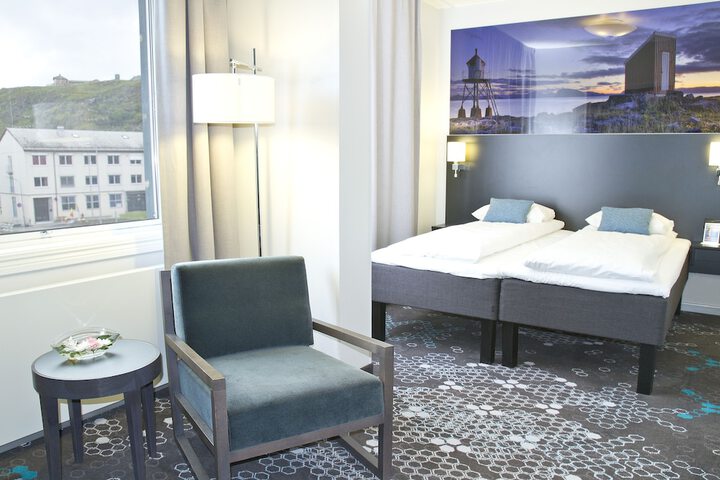 Room 10 of 40