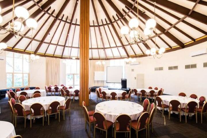 Ballroom/Hall 36 of 49