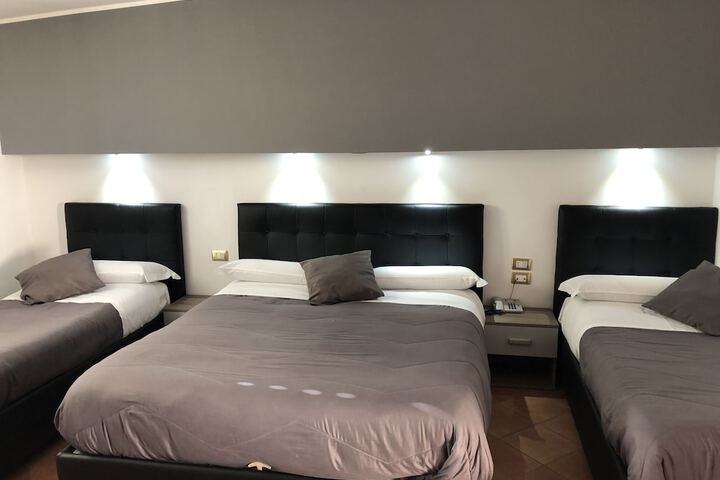 Room 15 of 42