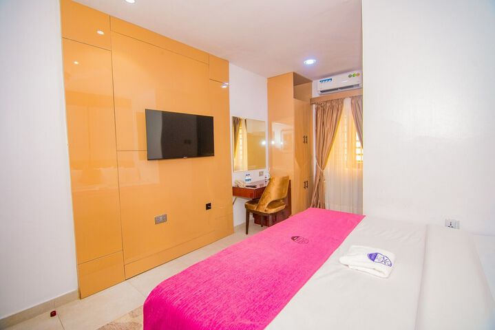 Room 40 of 78