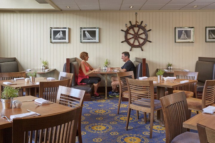 Dining 56 of 88