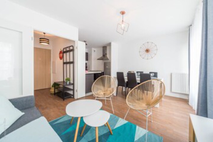 Room 8 of 25