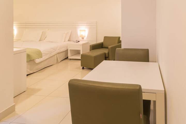 Room 15 of 109