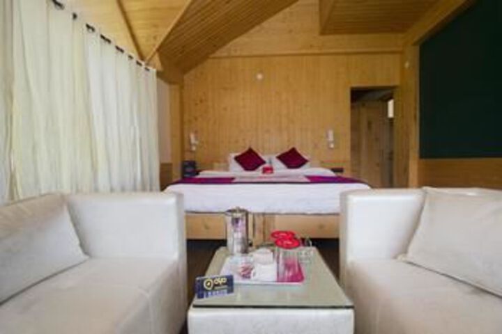 Room 16 of 27