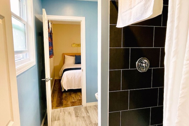 Room 59 of 153