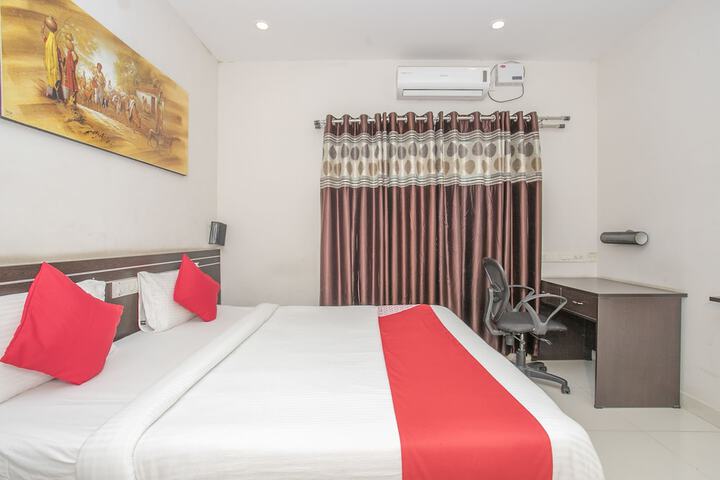 Room 8 of 20