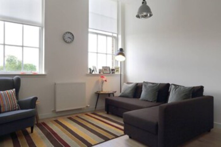 Room 7 of 18