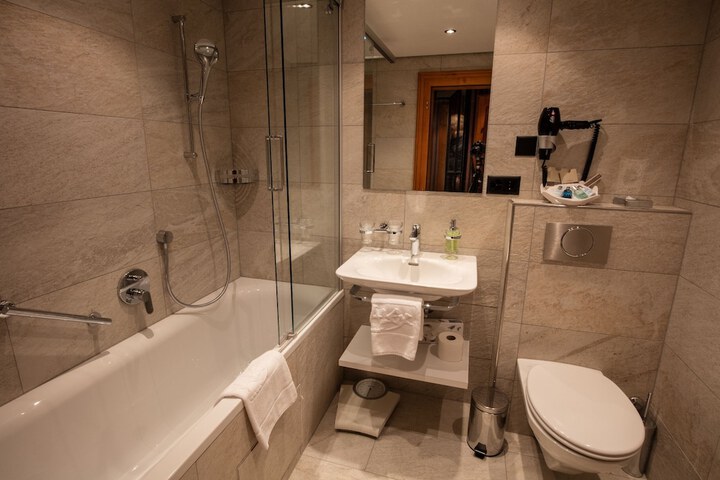 Bath Photo