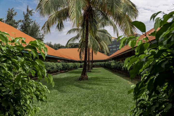Hotel Exterior 97 of 97