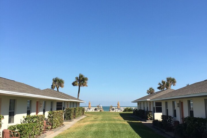 Property Grounds 42 of 98