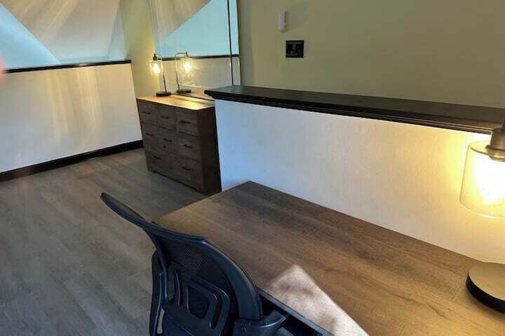 Double Room Mobility Accessible (20 of 21)
