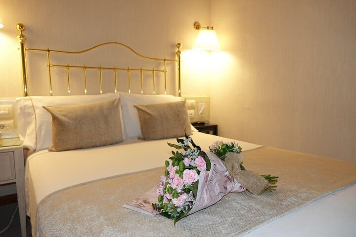 Room 29 of 85