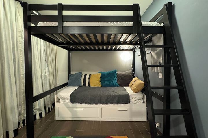 Room 20 of 49