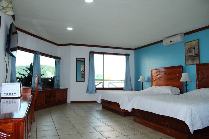 Room 10 of 44