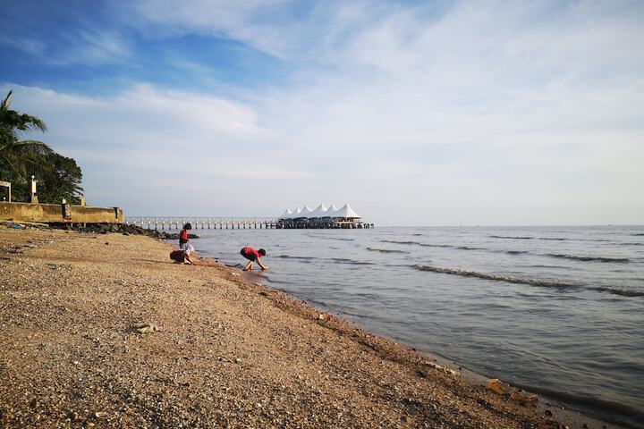 Beach 18 of 19