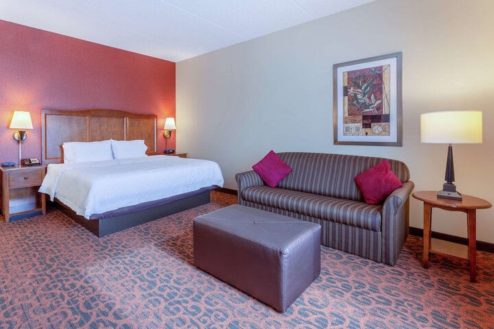 1 King Bed (6 of 12)