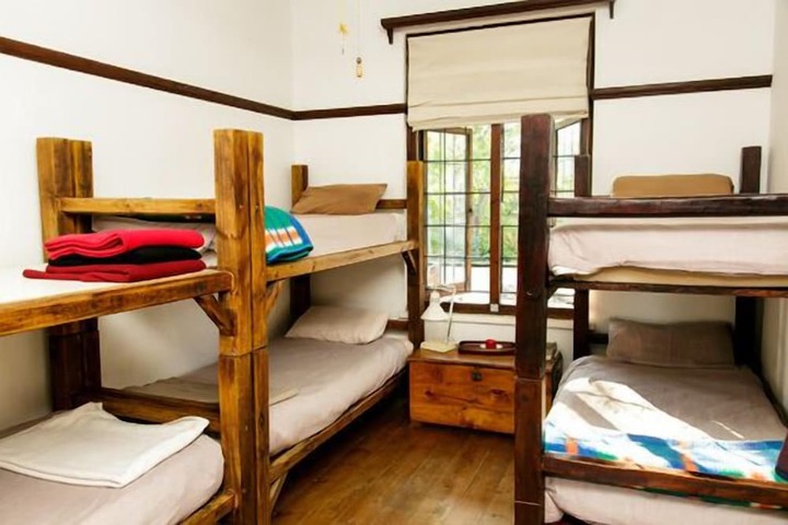 Room 2 of 38