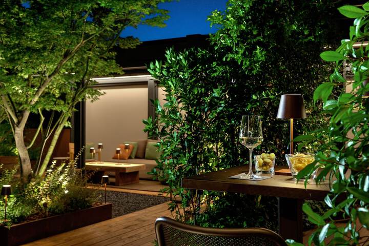 Lounge 89 of 100