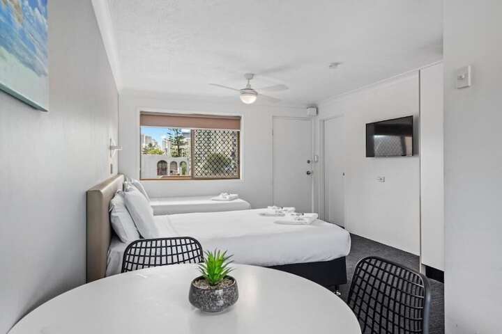 Room 7 of 22