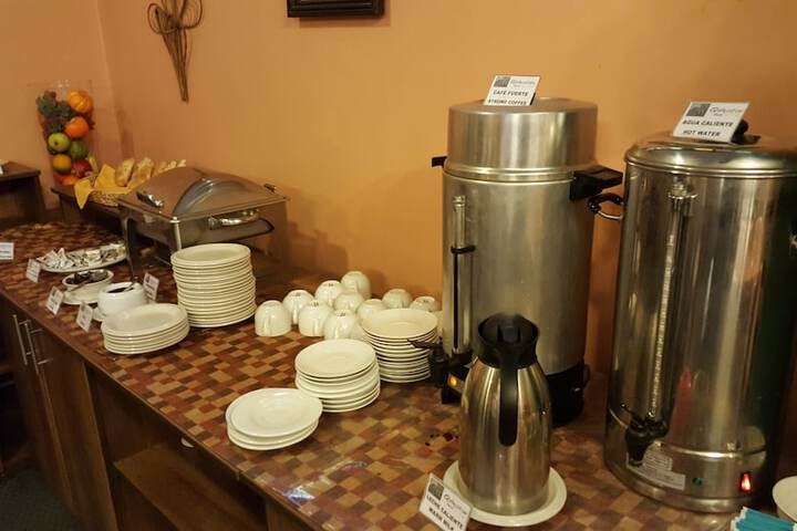 Breakfast/Coffee Service 32 of 54