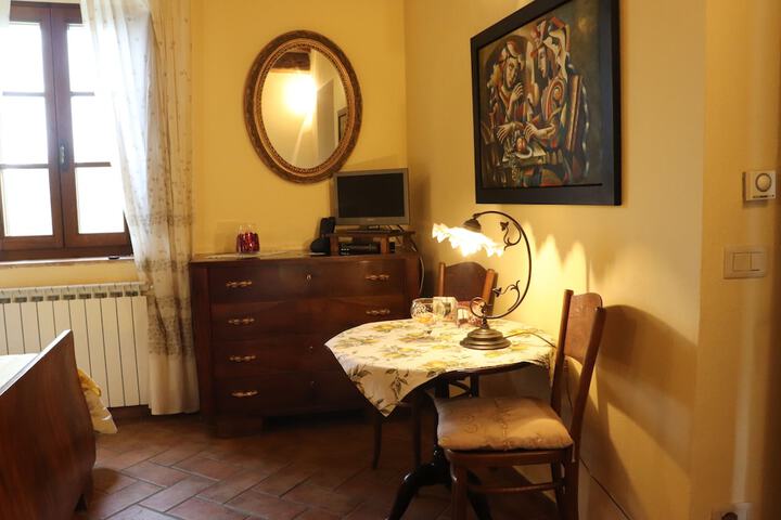 Room 12 of 29