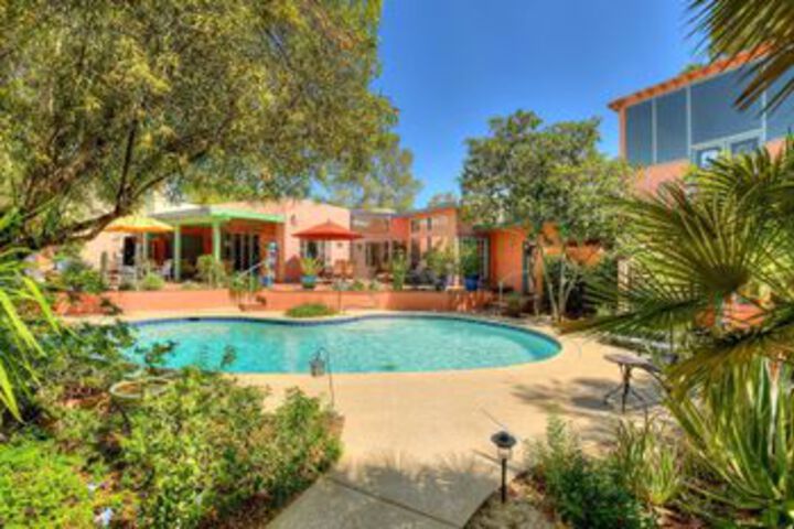 AZURE GATE BED AND BREAKFAST in Tucson, AZ