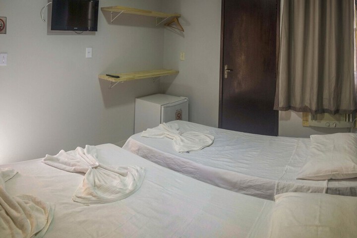 Room 5 of 60