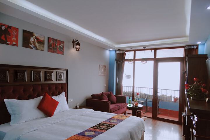 Room 30 of 72