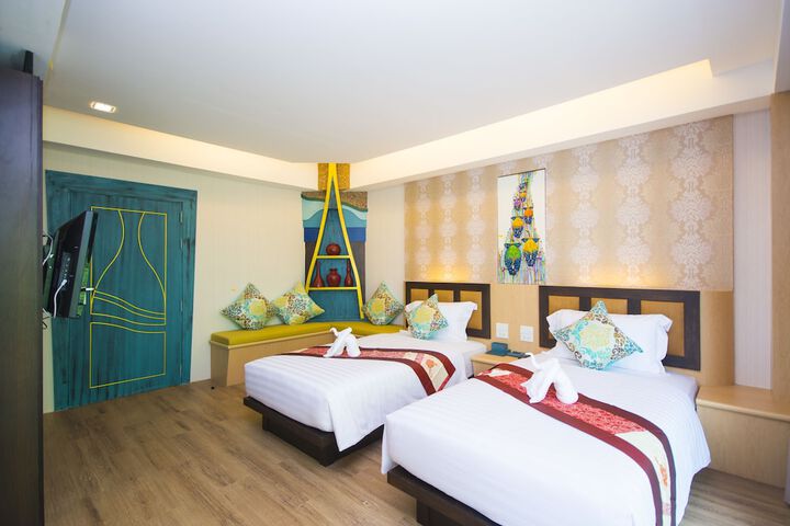 Room 16 of 119